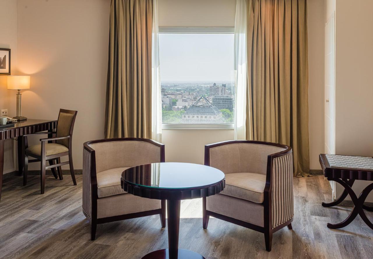 Diplomatichotel Мендоса Екстер'єр фото A room at the hotel