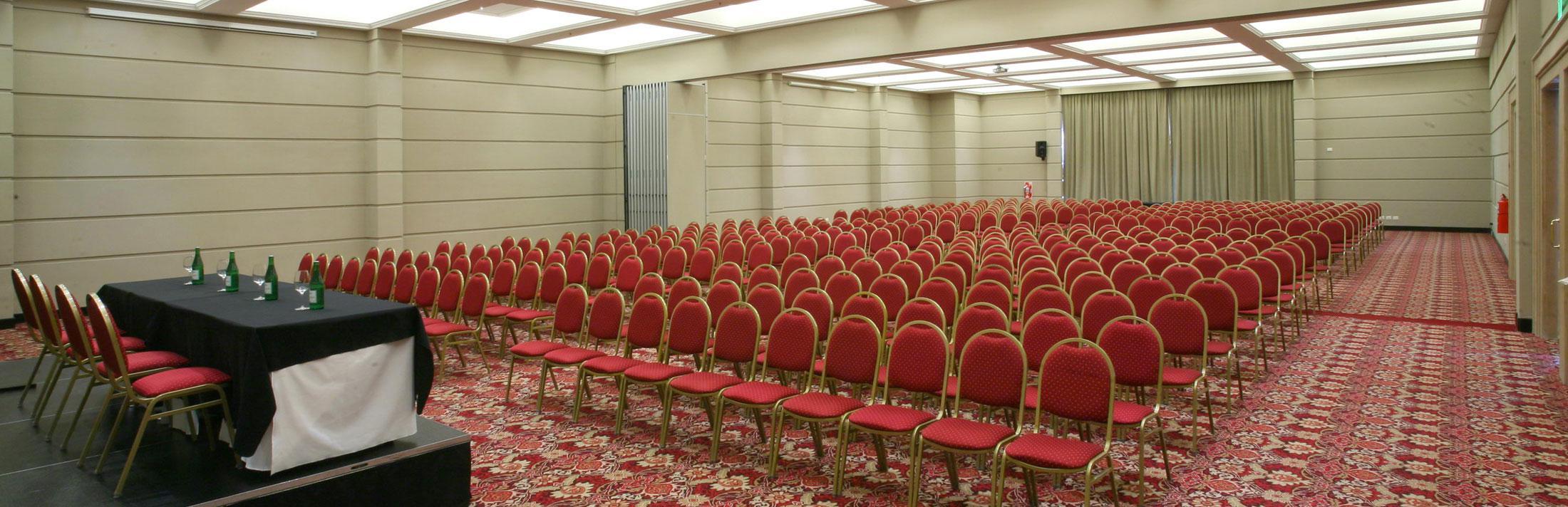 Diplomatichotel Мендоса Екстер'єр фото A conference room