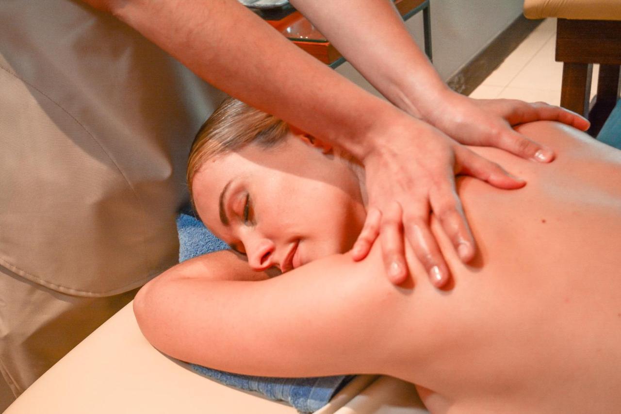 Diplomatichotel Мендоса Екстер'єр фото Massage
