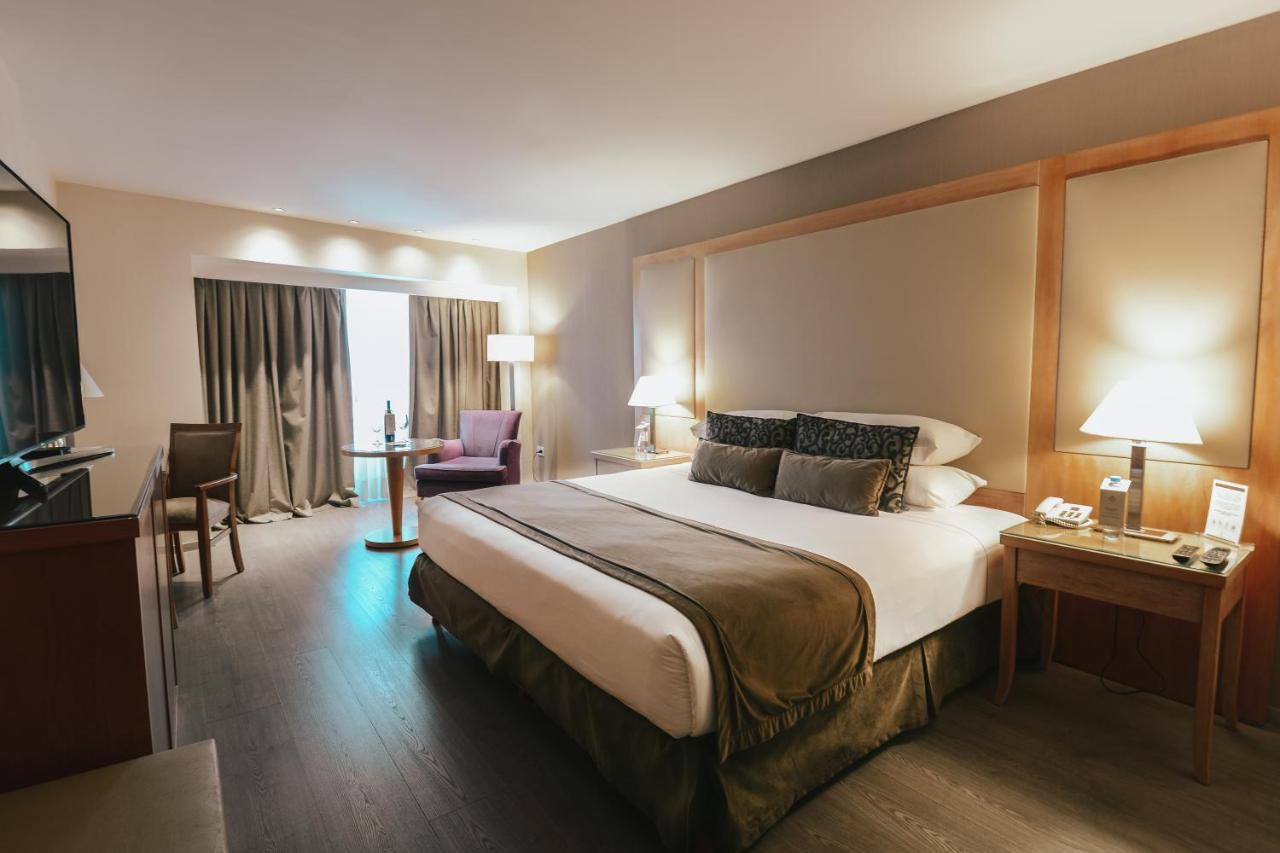 Diplomatichotel Мендоса Екстер'єр фото A room at the hotel